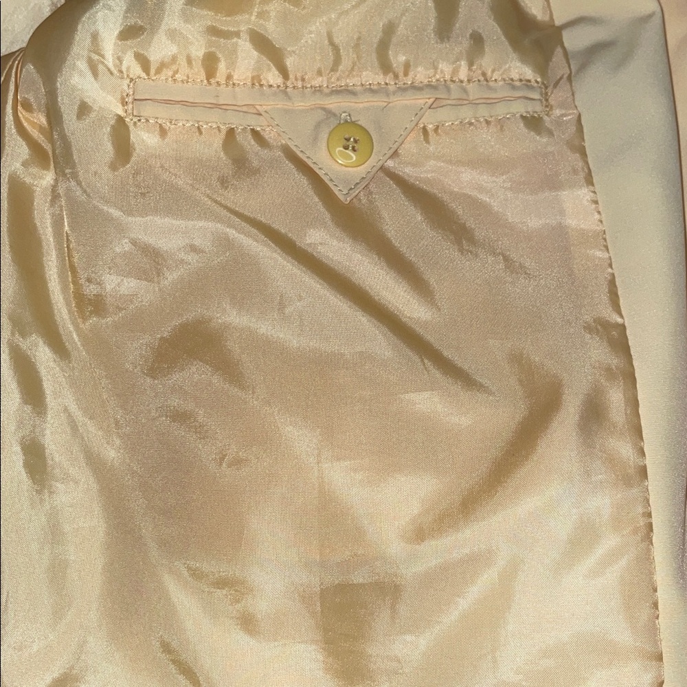 Gallery Light Yellow Hooded Utility Jacket.  Size Medium - Picture 5 of 6